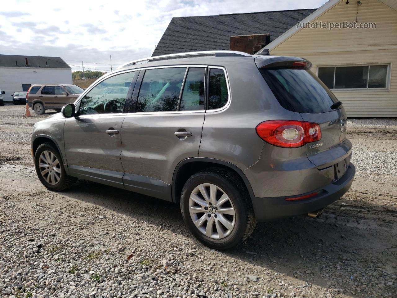 2010 Volkswagen Tiguan S Серый vin: WVGAV7AX7AW508602