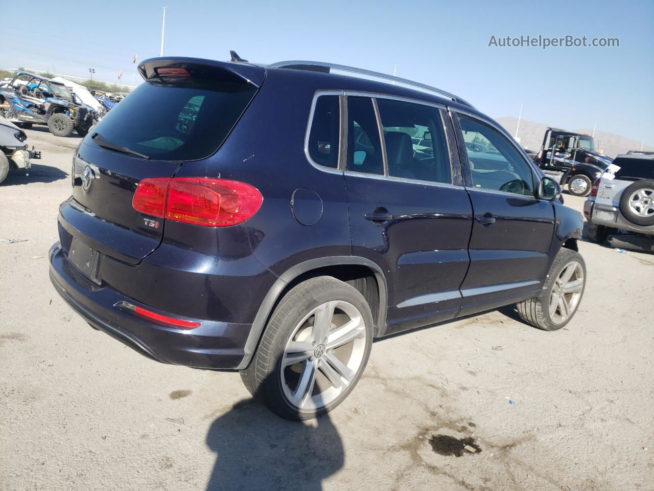 2016 Volkswagen Tiguan S Blue vin: WVGAV7AX7GW024146