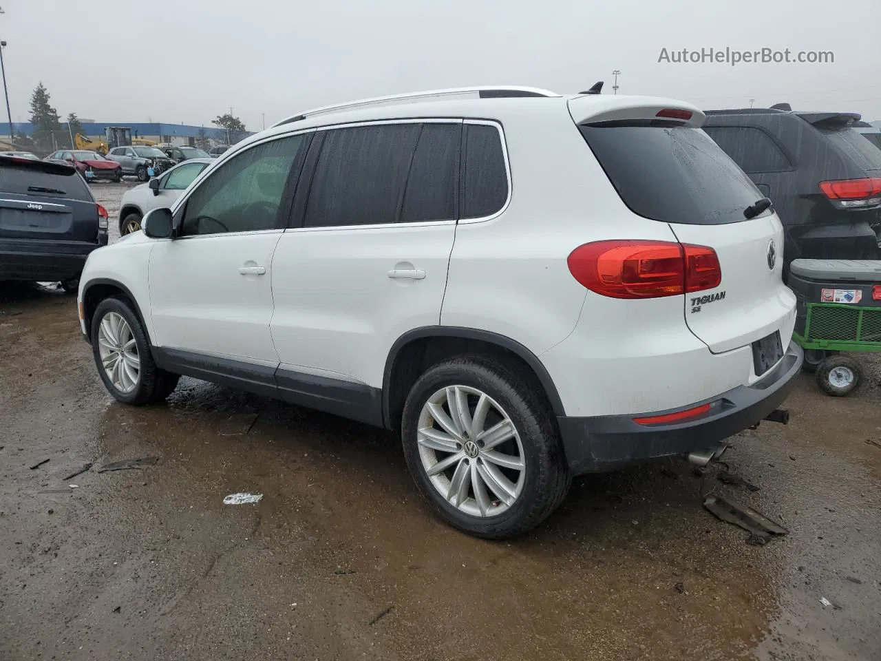 2016 Volkswagen Tiguan S White vin: WVGAV7AX7GW533055