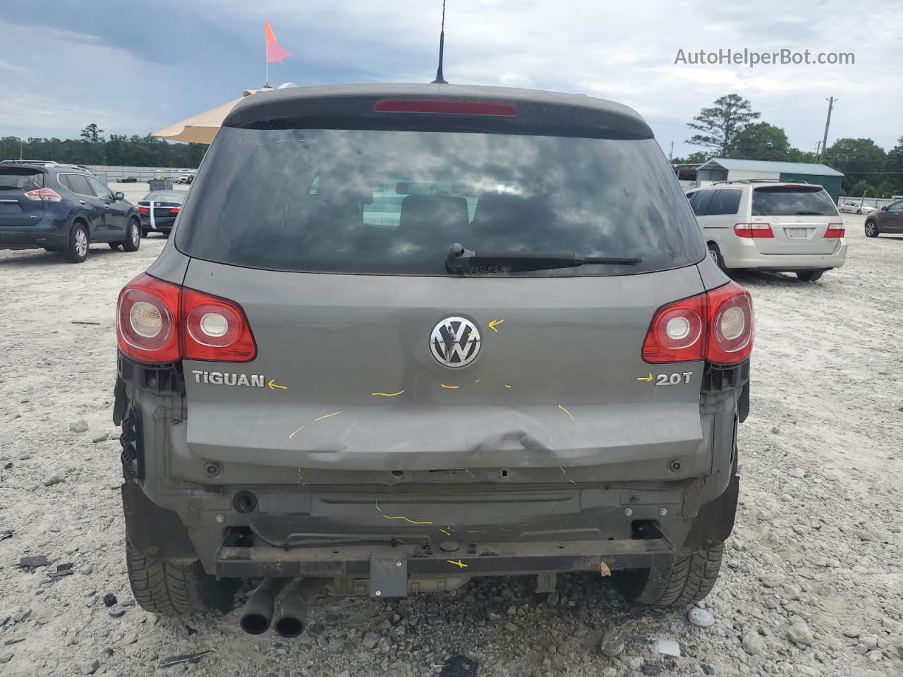 2010 Volkswagen Tiguan S Gray vin: WVGAV7AX8AW531578