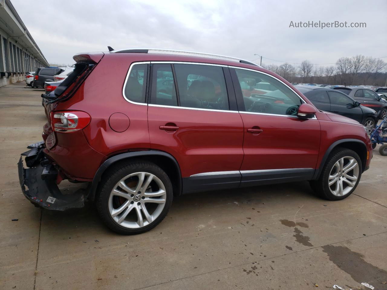 2013 Volkswagen Tiguan S Red vin: WVGAV7AX8DW035572