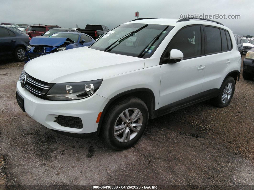 2017 Volkswagen Tiguan   White vin: WVGAV7AX8HK035360