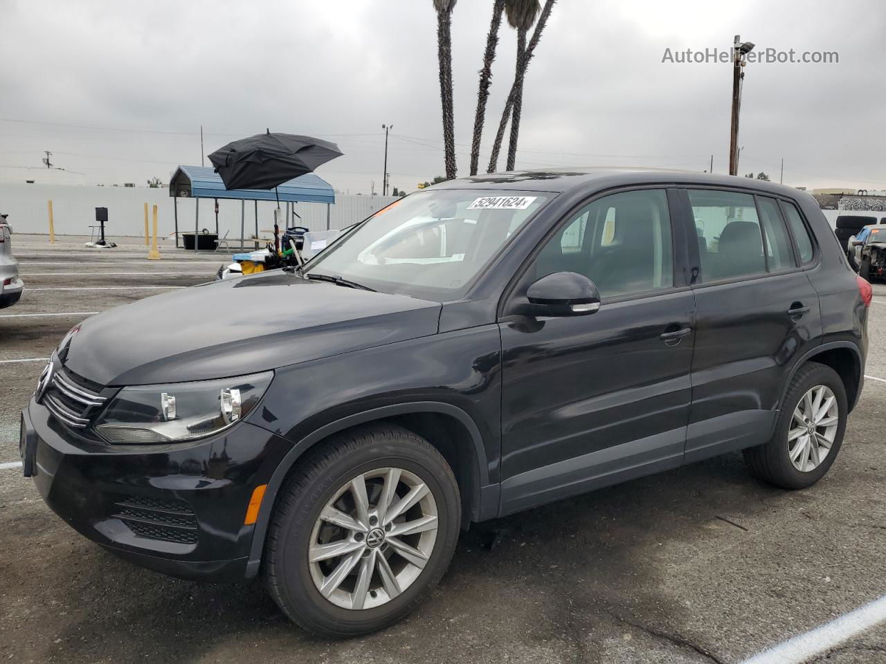 2017 Volkswagen Tiguan S Black vin: WVGAV7AX8HK049095