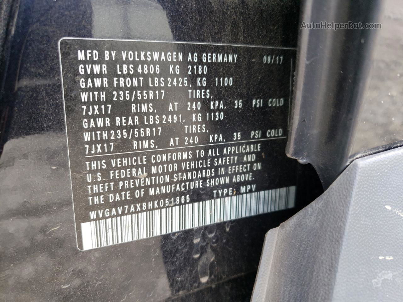 2017 Volkswagen Tiguan S Черный vin: WVGAV7AX8HK051865