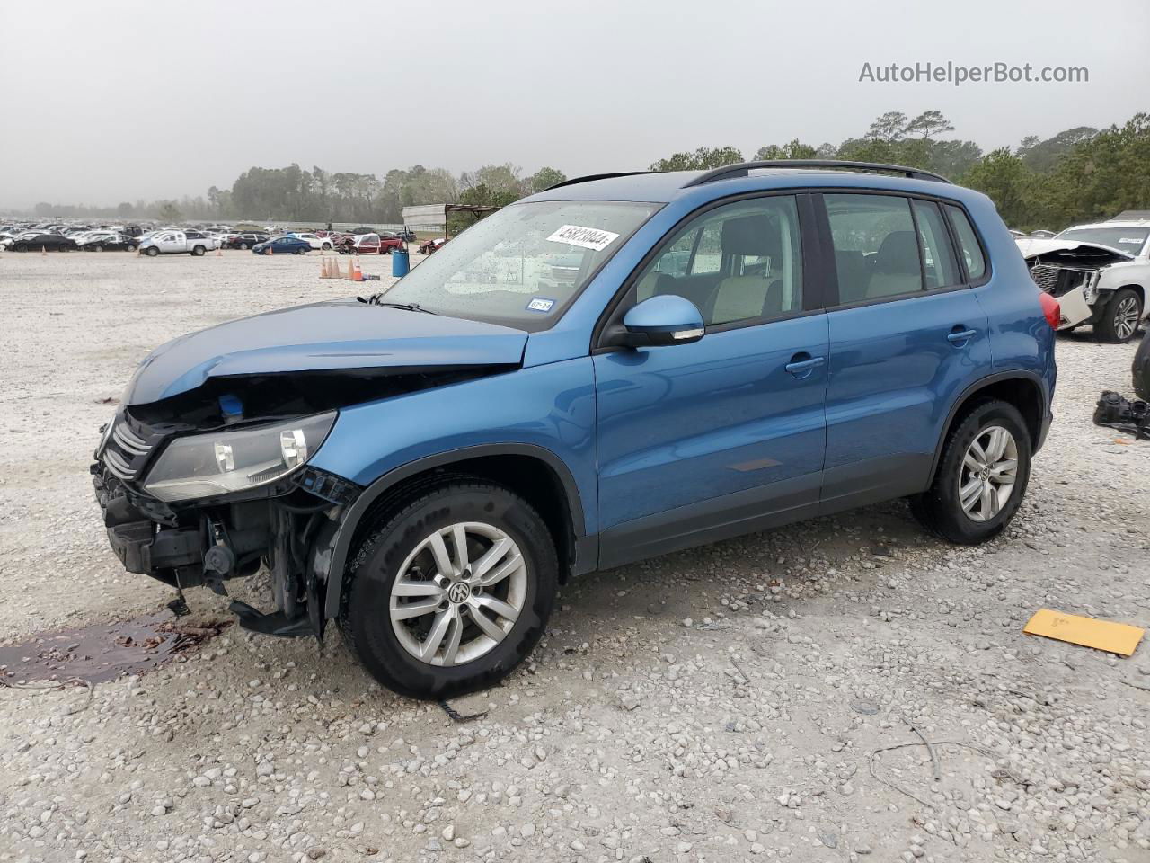 2017 Volkswagen Tiguan S Синий vin: WVGAV7AX8HW509963