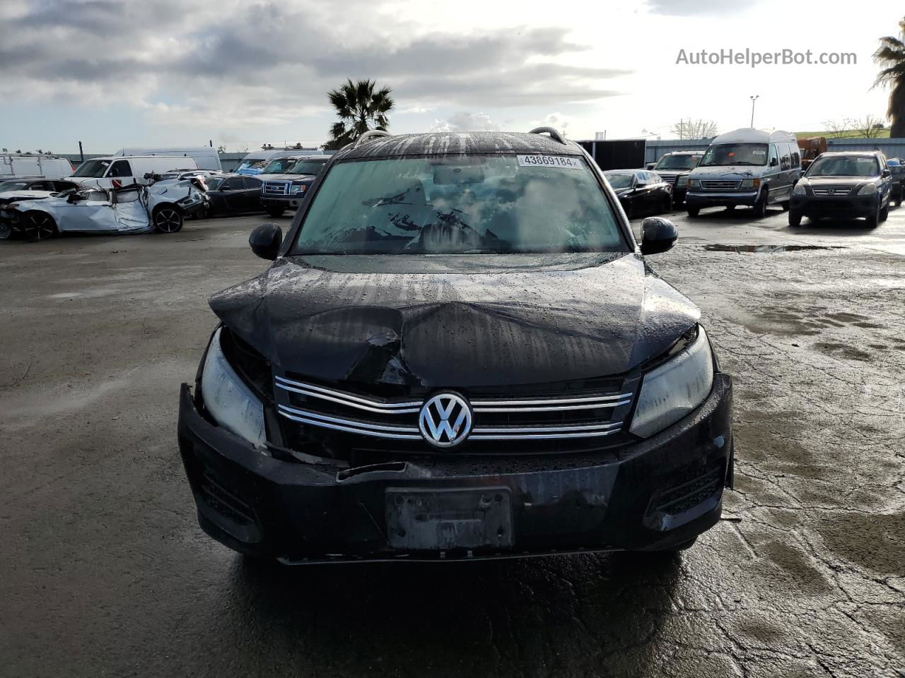 2018 Volkswagen Tiguan Limited  Black vin: WVGAV7AX8JK003871