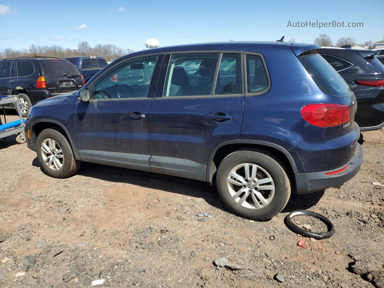 2013 Volkswagen Tiguan S Blue vin: WVGAV7AX9DW509836