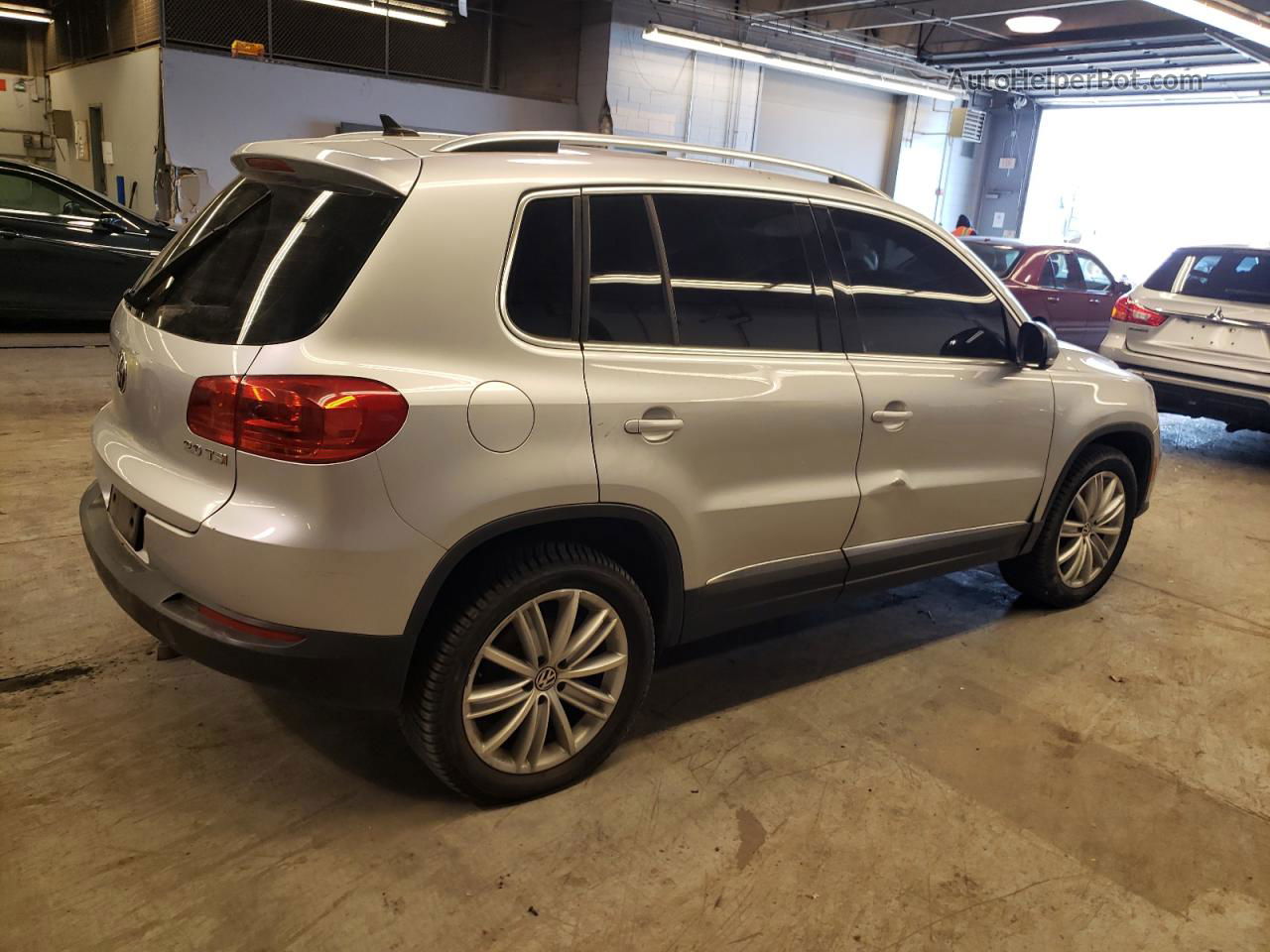 2013 Volkswagen Tiguan S Silver vin: WVGAV7AX9DW543937