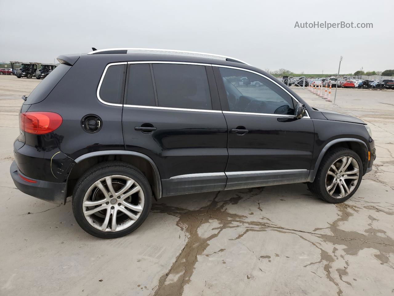 2013 Volkswagen Tiguan S Black vin: WVGAV7AX9DW546000