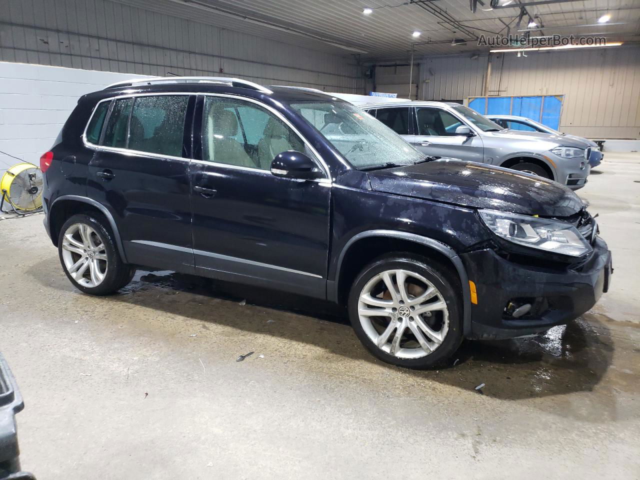 2016 Volkswagen Tiguan S Black vin: WVGAV7AX9GW513972