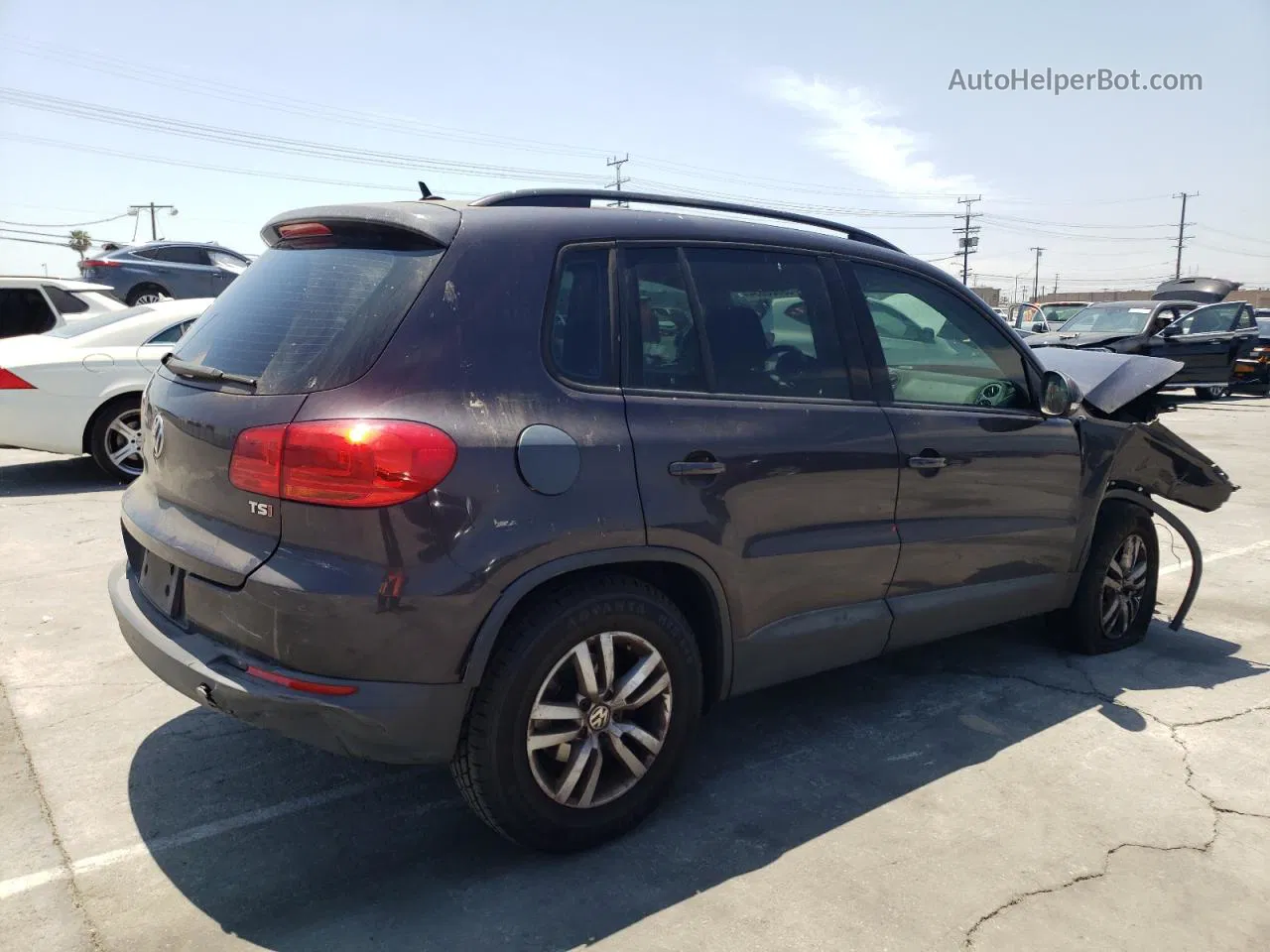 2016 Volkswagen Tiguan S Серый vin: WVGAV7AX9GW559009