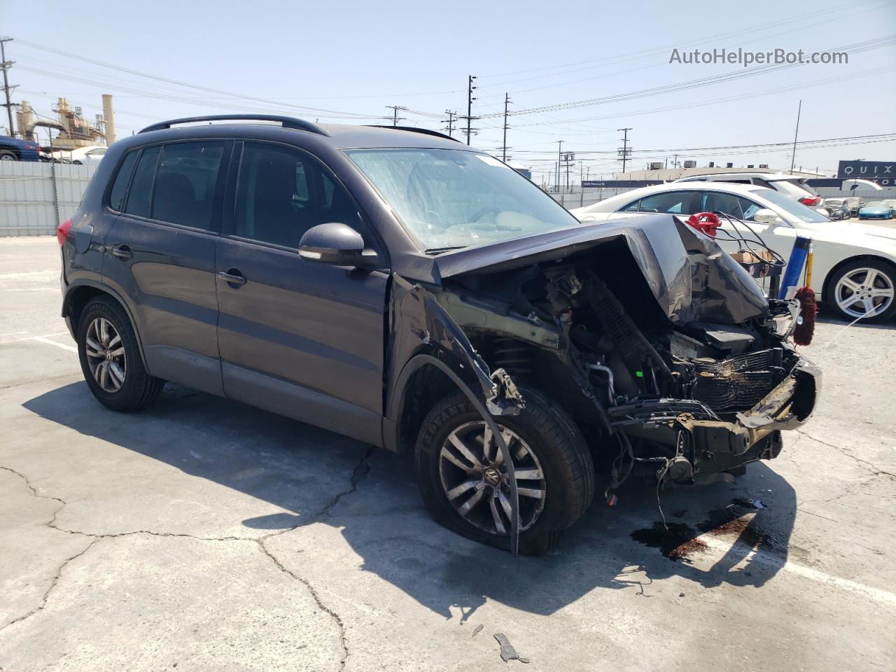 2016 Volkswagen Tiguan S Серый vin: WVGAV7AX9GW559009