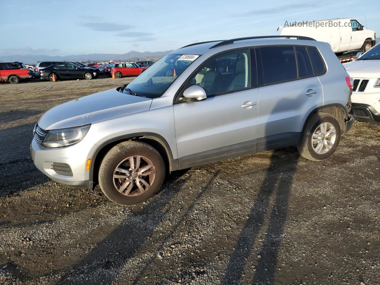 2017 Volkswagen Tiguan S Silver vin: WVGAV7AX9HK004389