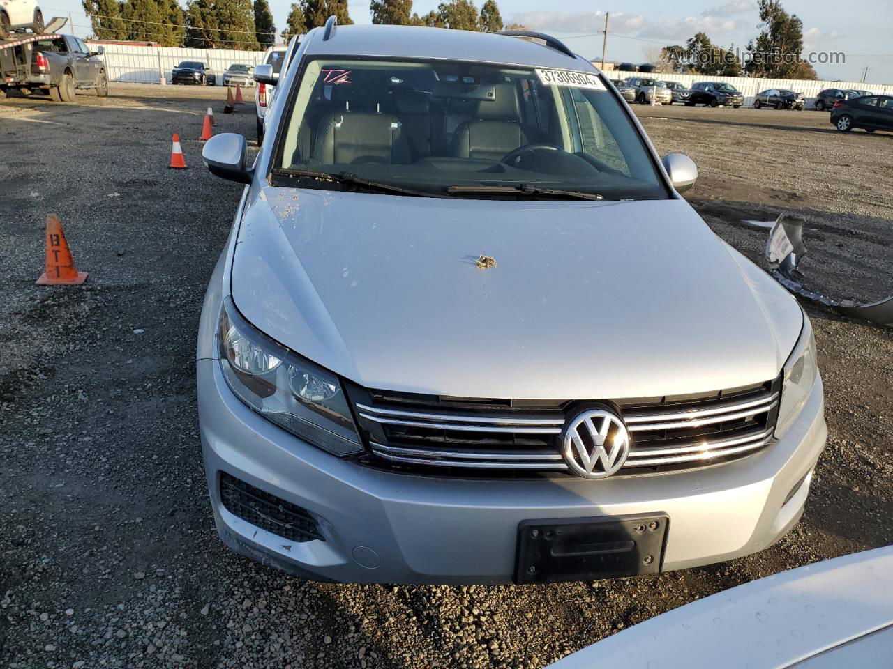 2017 Volkswagen Tiguan S Silver vin: WVGAV7AX9HK004389