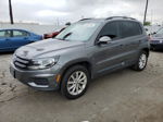 2017 Volkswagen Tiguan S Серый vin: WVGAV7AX9HK044343