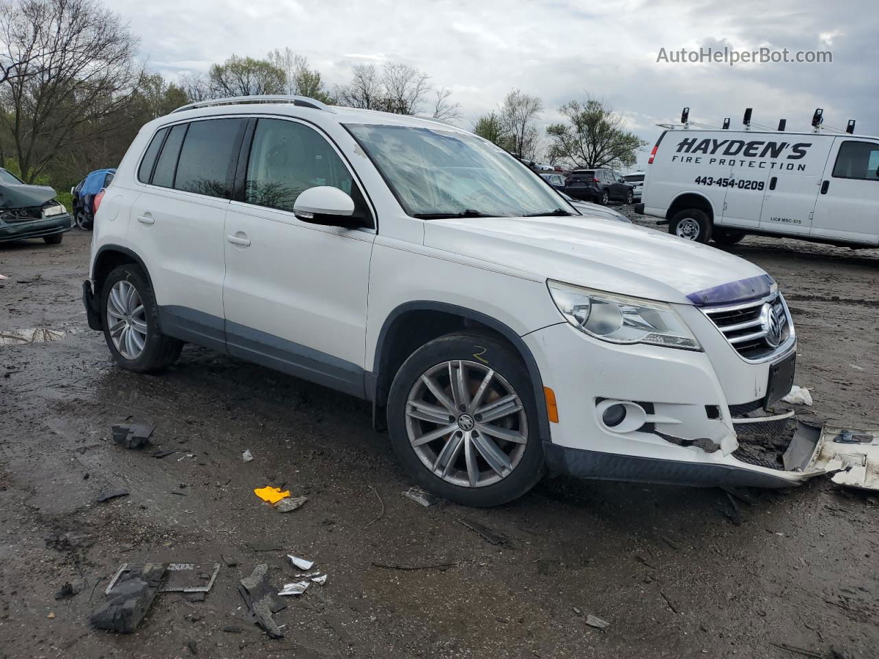 2010 Volkswagen Tiguan S White vin: WVGAV7AXXAW510554