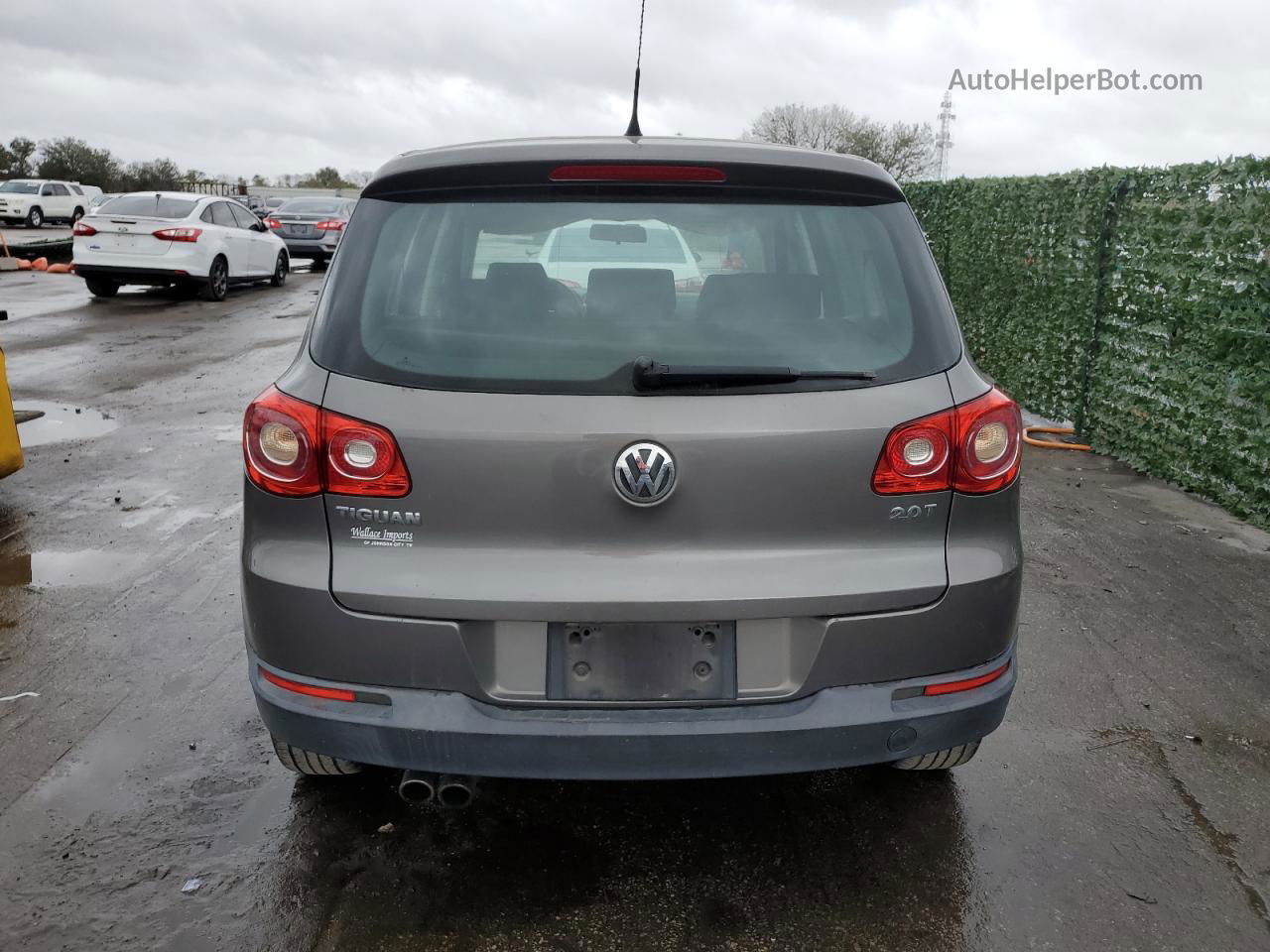 2010 Volkswagen Tiguan S Gray vin: WVGAV7AXXAW511610