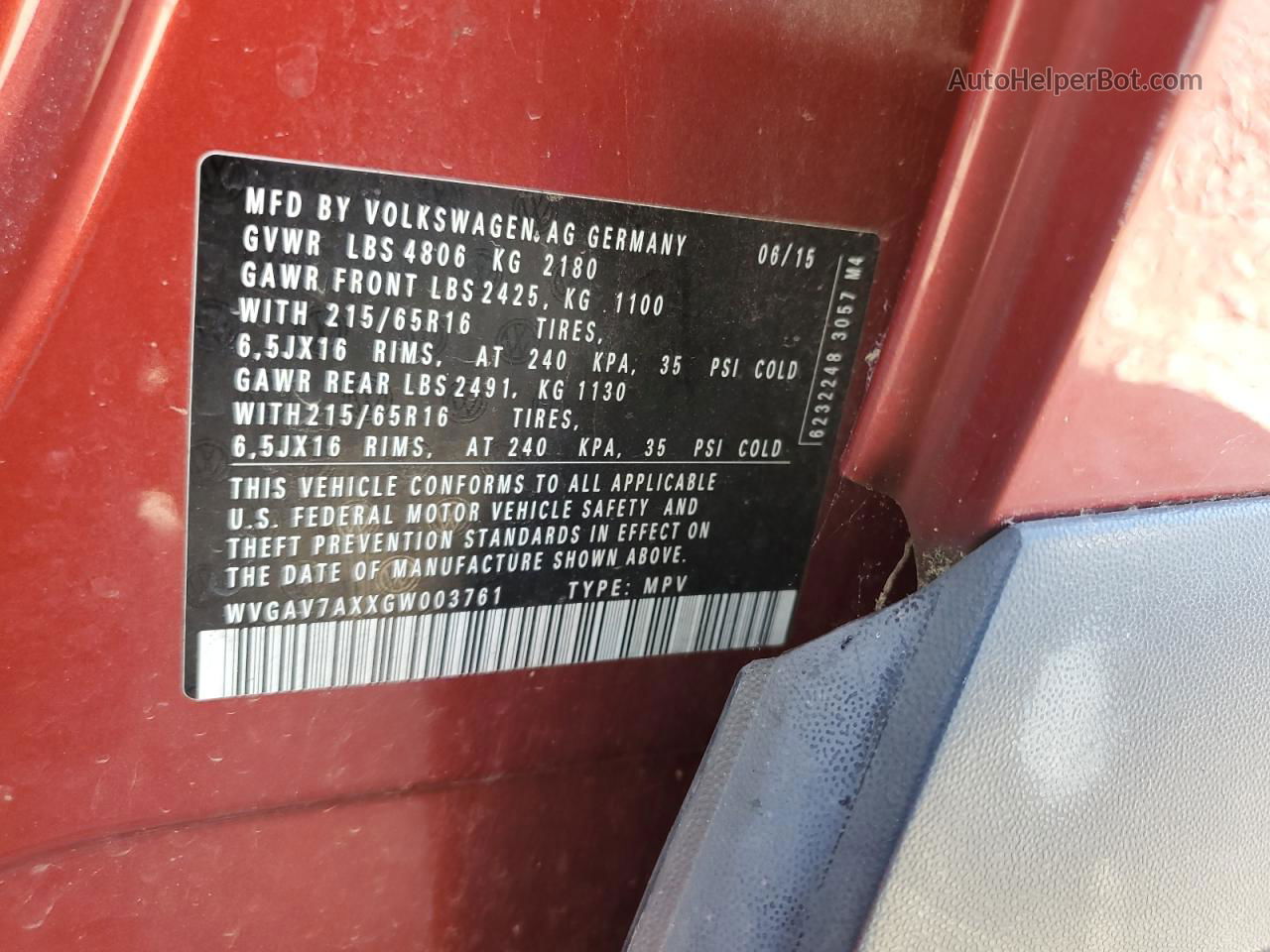 2016 Volkswagen Tiguan S Красный vin: WVGAV7AXXGW003761
