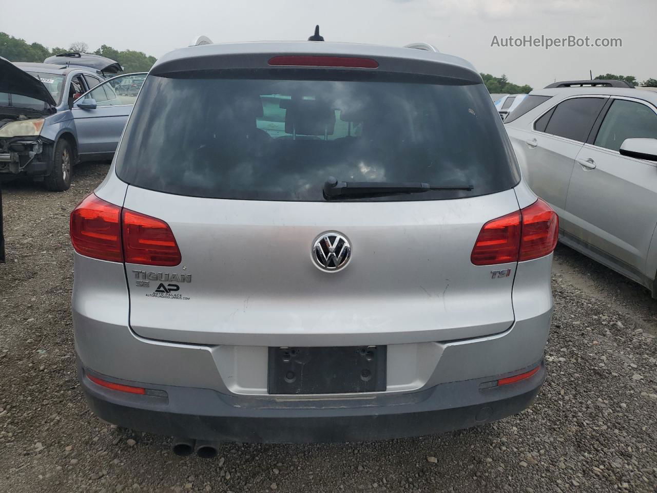 2016 Volkswagen Tiguan S Silver vin: WVGAV7AXXGW525595