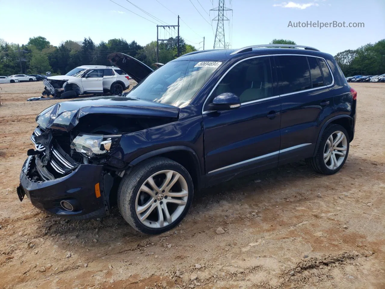 2016 Volkswagen Tiguan S Blue vin: WVGAV7AXXGW543112