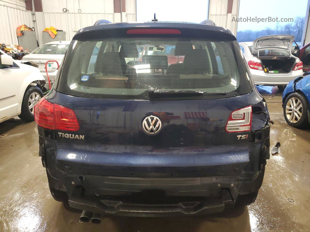 2016 Volkswagen Tiguan S Blue vin: WVGAV7AXXGW563716