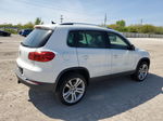 2016 Volkswagen Tiguan S White vin: WVGAV7AXXGW592228