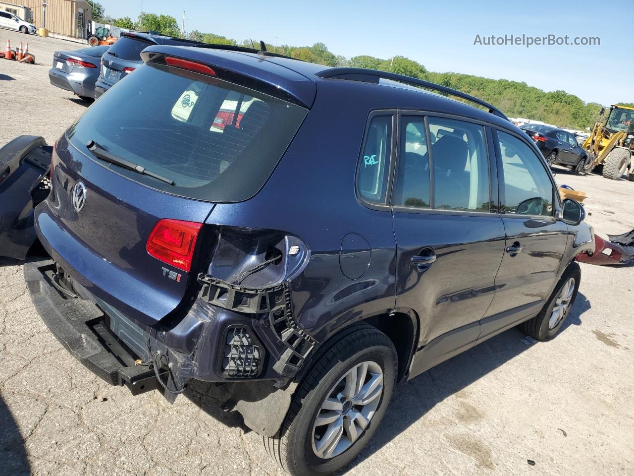 2016 Volkswagen Tiguan S Blue vin: WVGAV7AXXGW606564