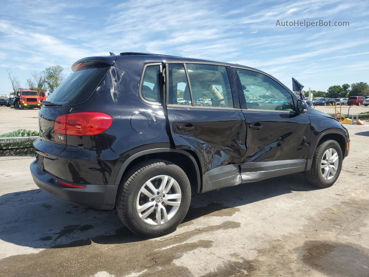 2017 Volkswagen Tiguan S Black vin: WVGAV7AXXHK031455