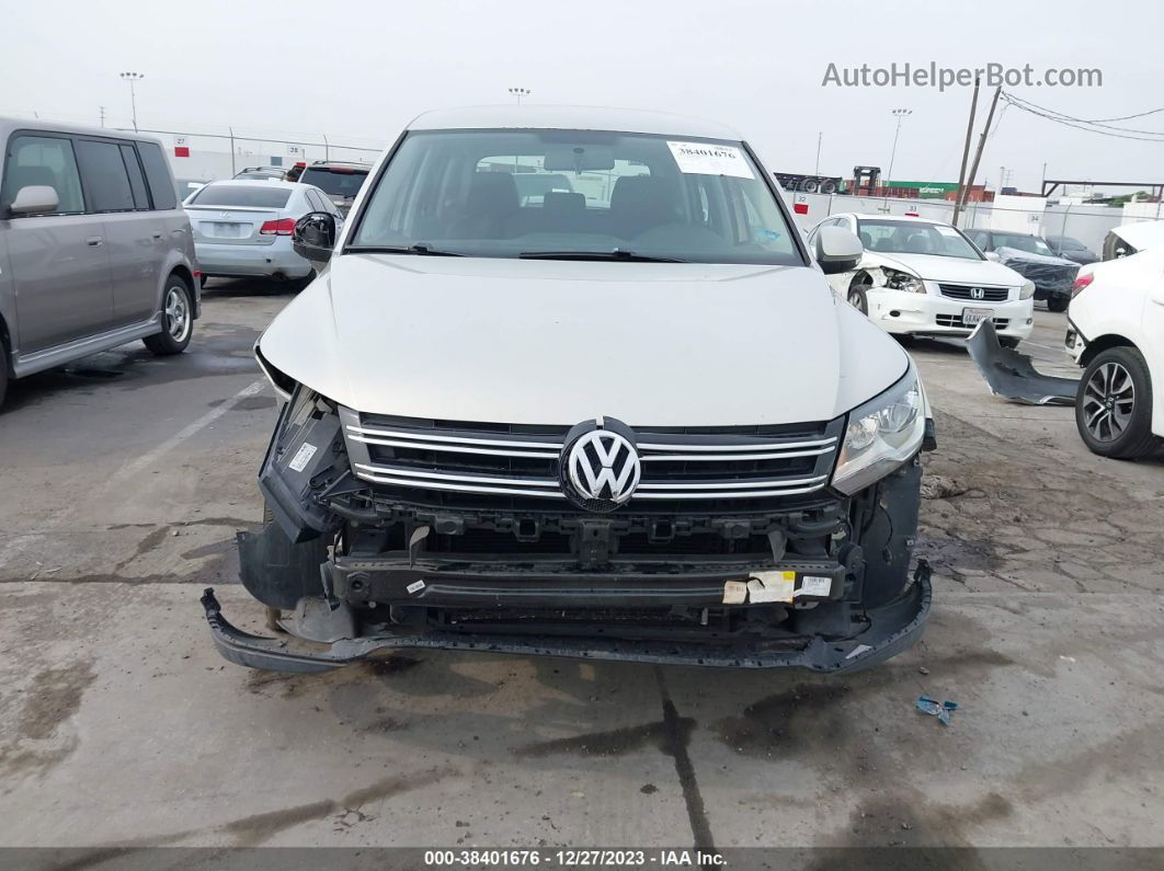 2013 Volkswagen Tiguan S Silver vin: WVGBV3AX0DW570392