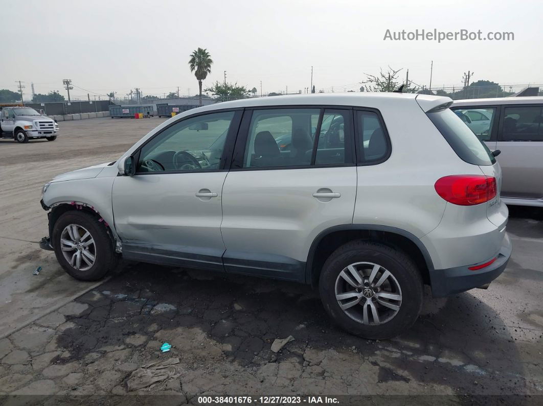 2013 Volkswagen Tiguan S Silver vin: WVGBV3AX0DW570392