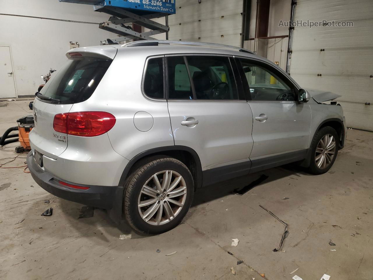 2013 Volkswagen Tiguan S Silver vin: WVGBV3AX1DW058804