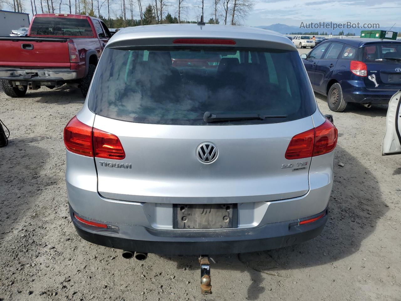 2013 Volkswagen Tiguan S Silver vin: WVGBV3AX1DW623679