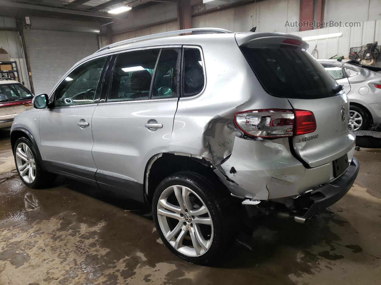 2013 Volkswagen Tiguan S Silver vin: WVGBV3AX3DW576722