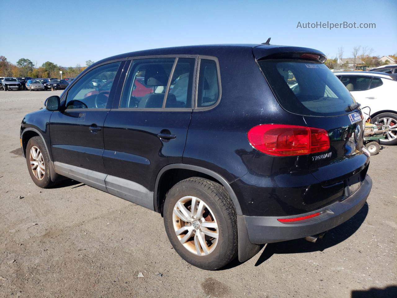 2013 Volkswagen Tiguan S Black vin: WVGBV3AX3DW608102