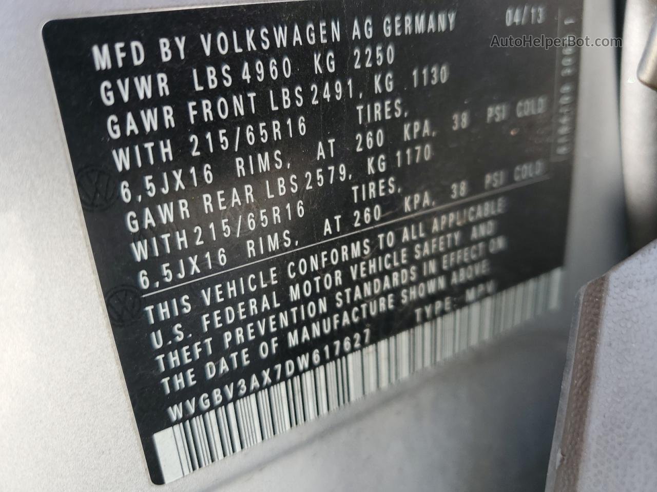 2013 Volkswagen Tiguan S Silver vin: WVGBV3AX7DW617627
