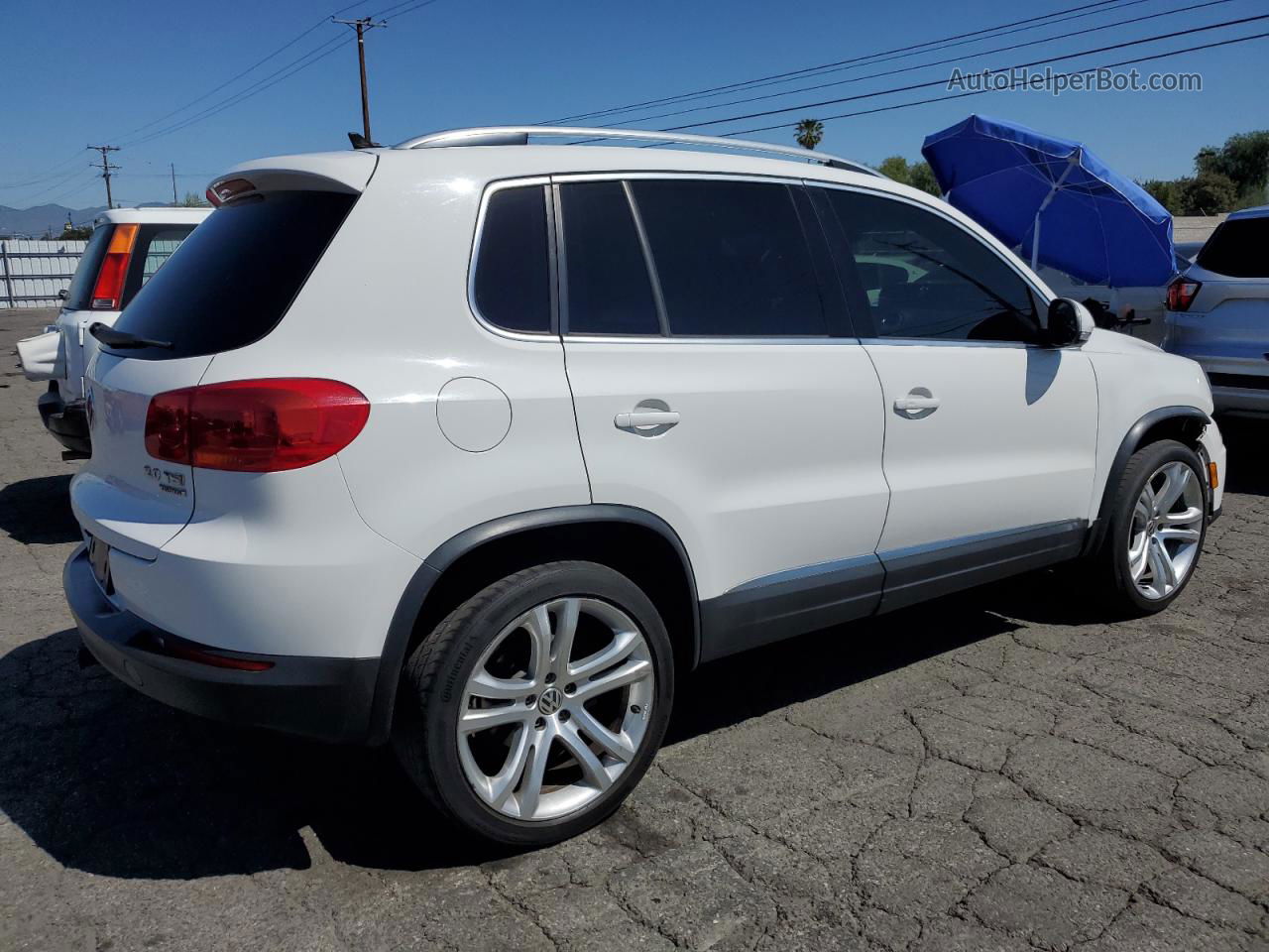 2013 Volkswagen Tiguan S White vin: WVGBV3AX8DW618348