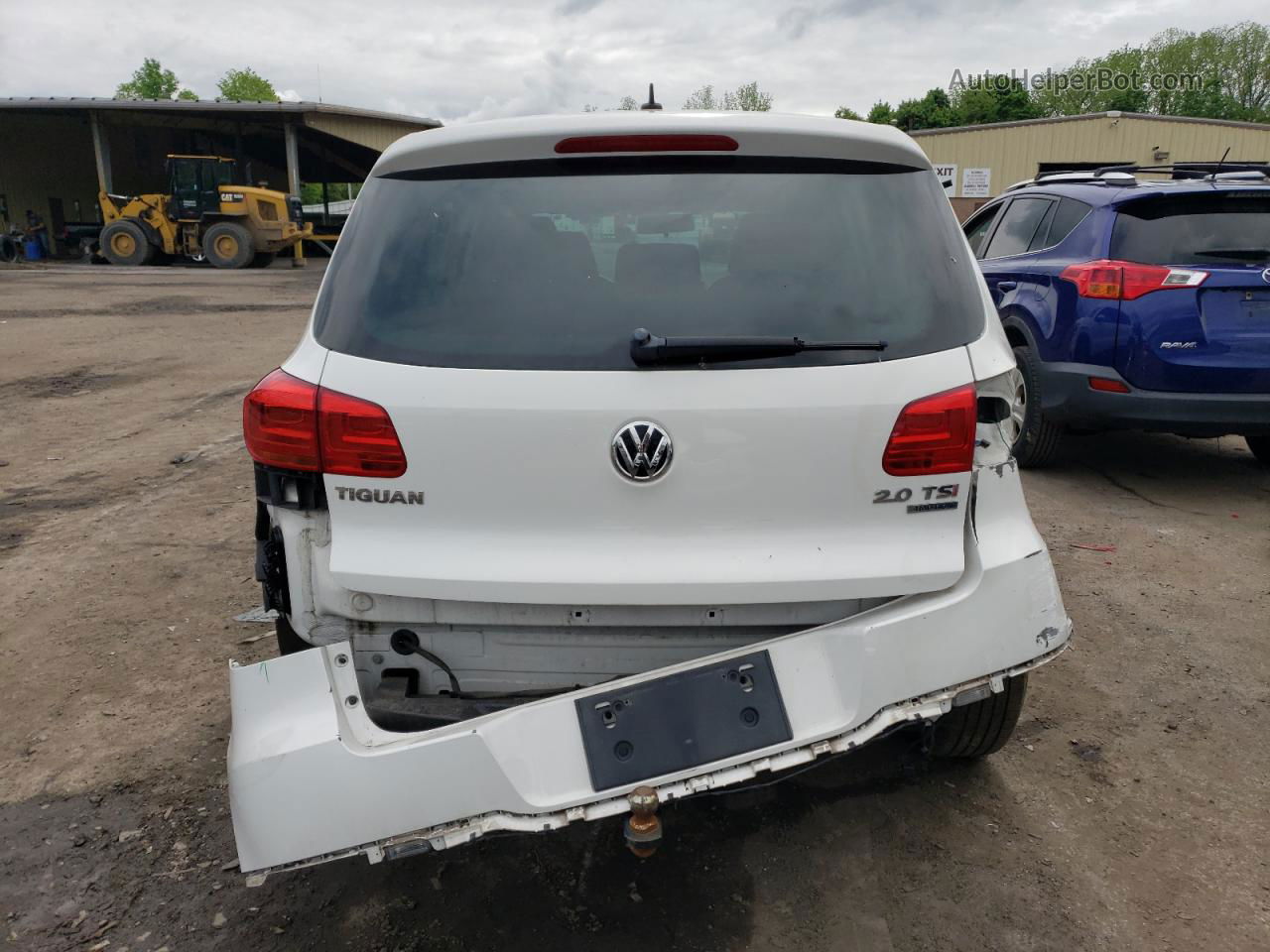 2013 Volkswagen Tiguan S White vin: WVGBV3AX9DW577793