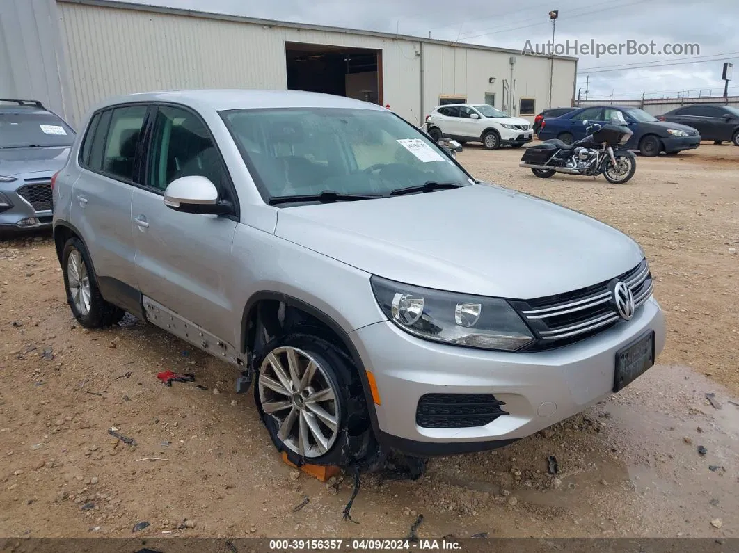 2018 Volkswagen Tiguan Limited 2.0t Silver vin: WVGBV7AX0JK000595