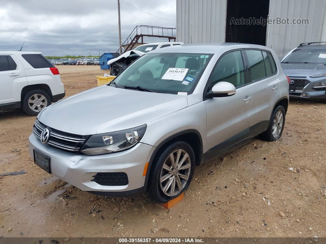 2018 Volkswagen Tiguan Limited 2.0t Silver vin: WVGBV7AX0JK000595