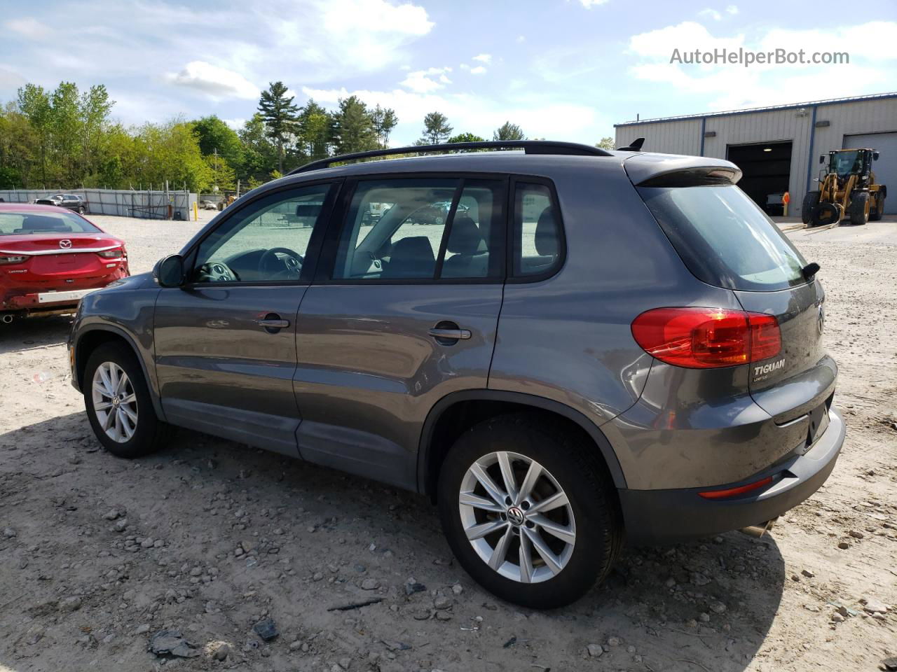 2018 Volkswagen Tiguan Limited  Gray vin: WVGBV7AX0JK002993