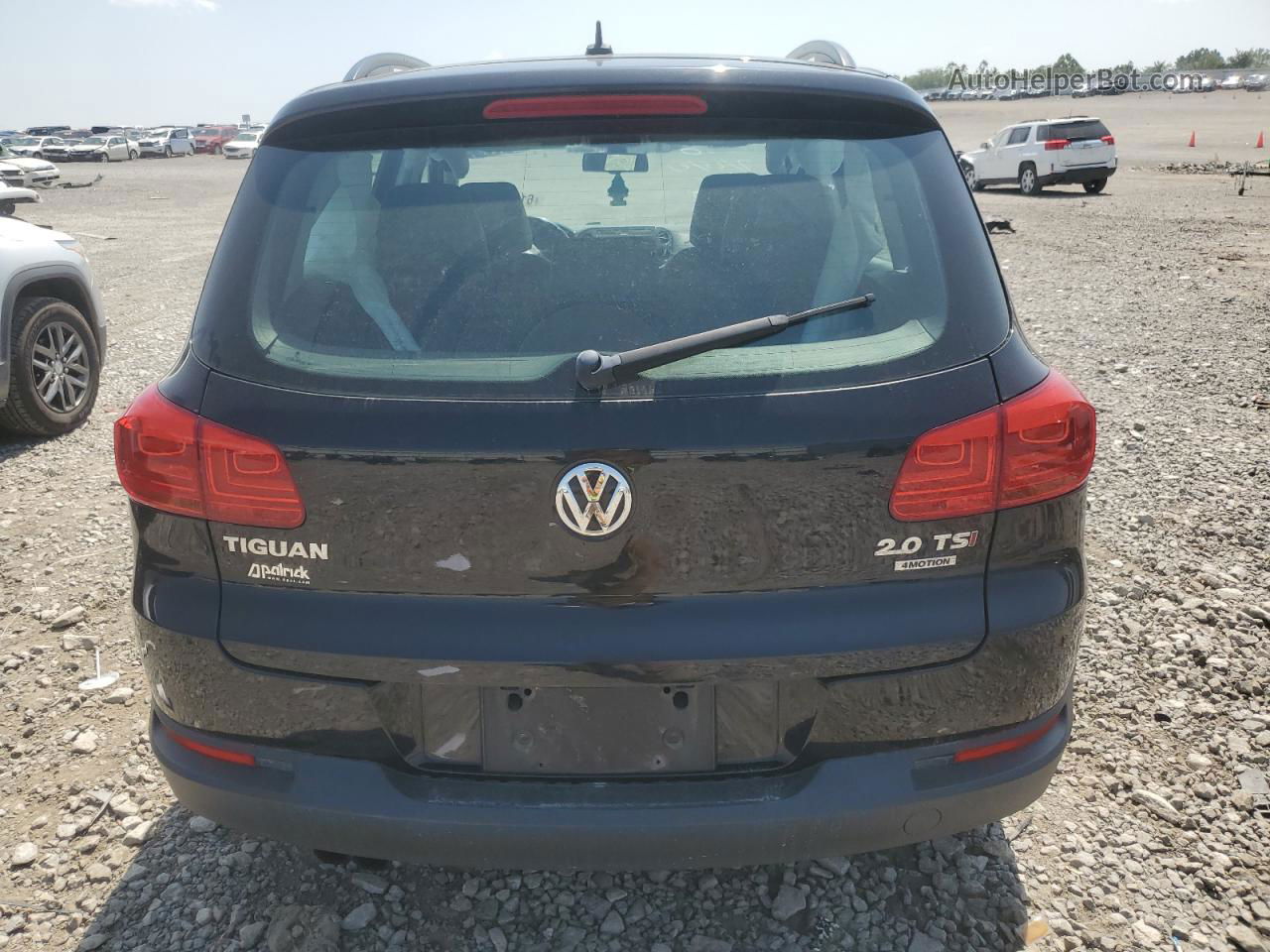 2016 Volkswagen Tiguan S Черный vin: WVGBV7AX1GW014409