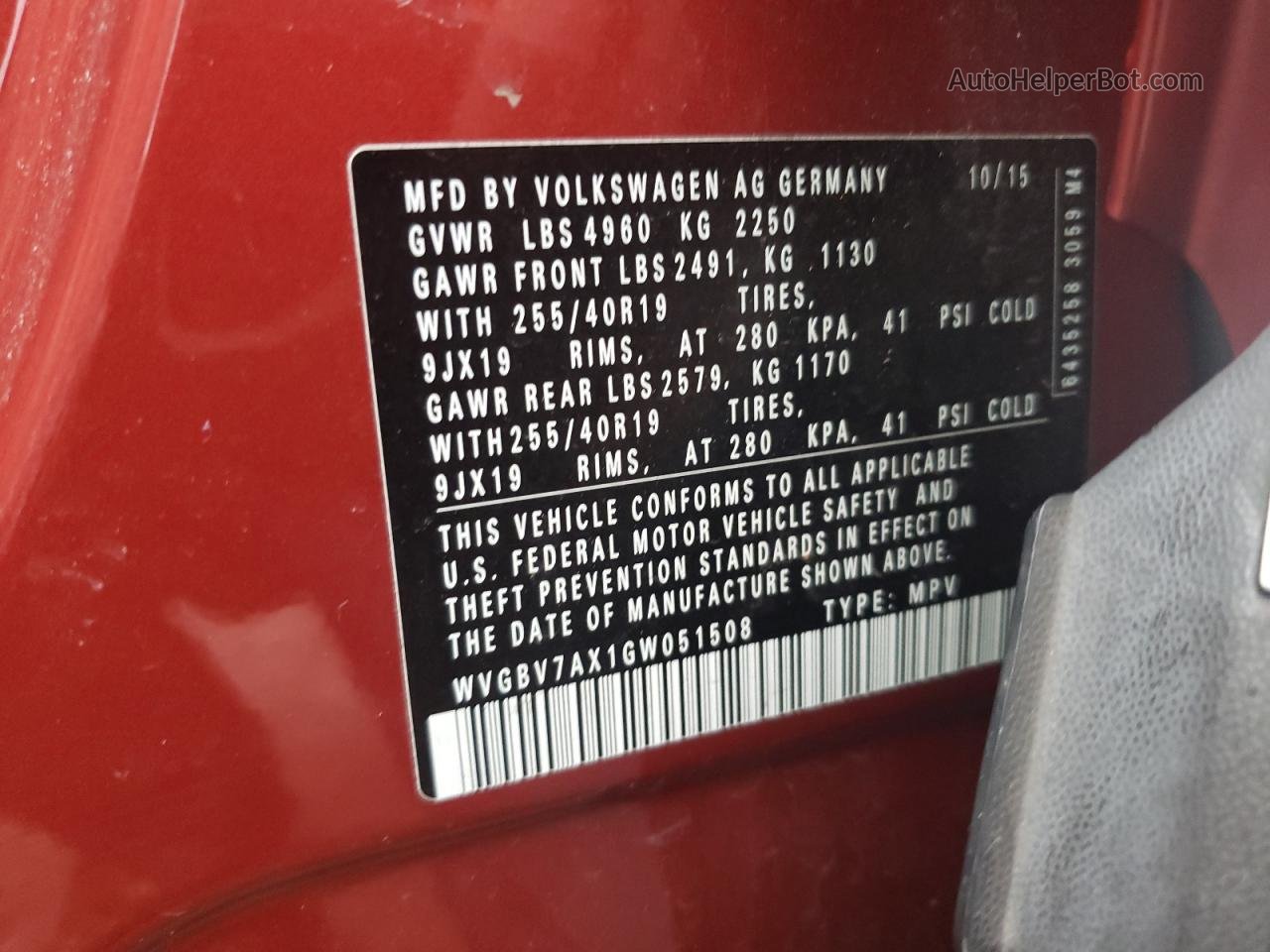 2016 Volkswagen Tiguan S Red vin: WVGBV7AX1GW051508
