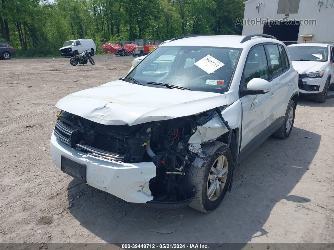 2017 Volkswagen Tiguan 2.0t/2.0t S White vin: WVGBV7AX1HK022423