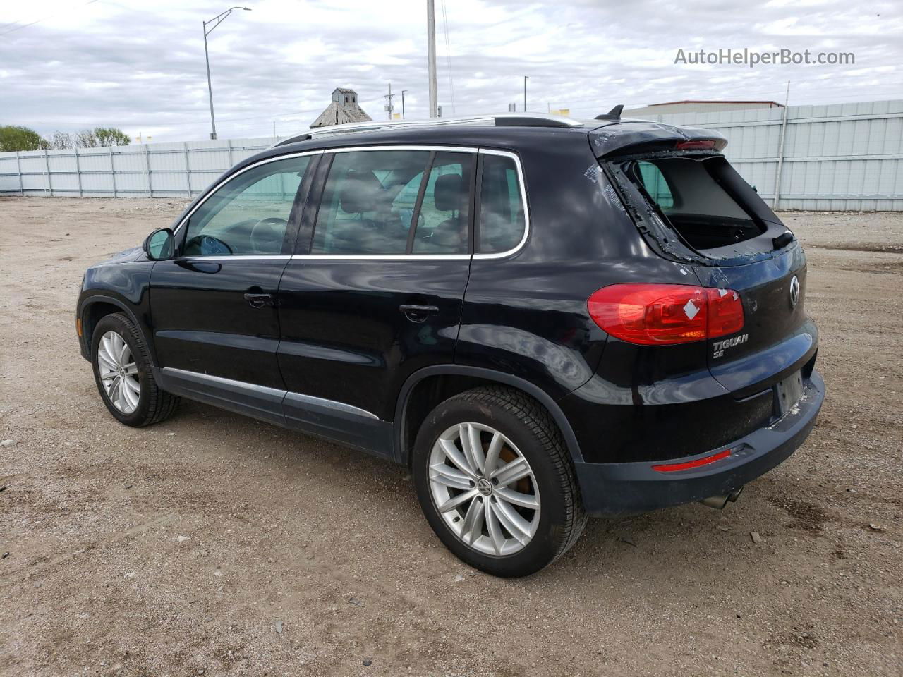 2016 Volkswagen Tiguan S Black vin: WVGBV7AX2GW603856