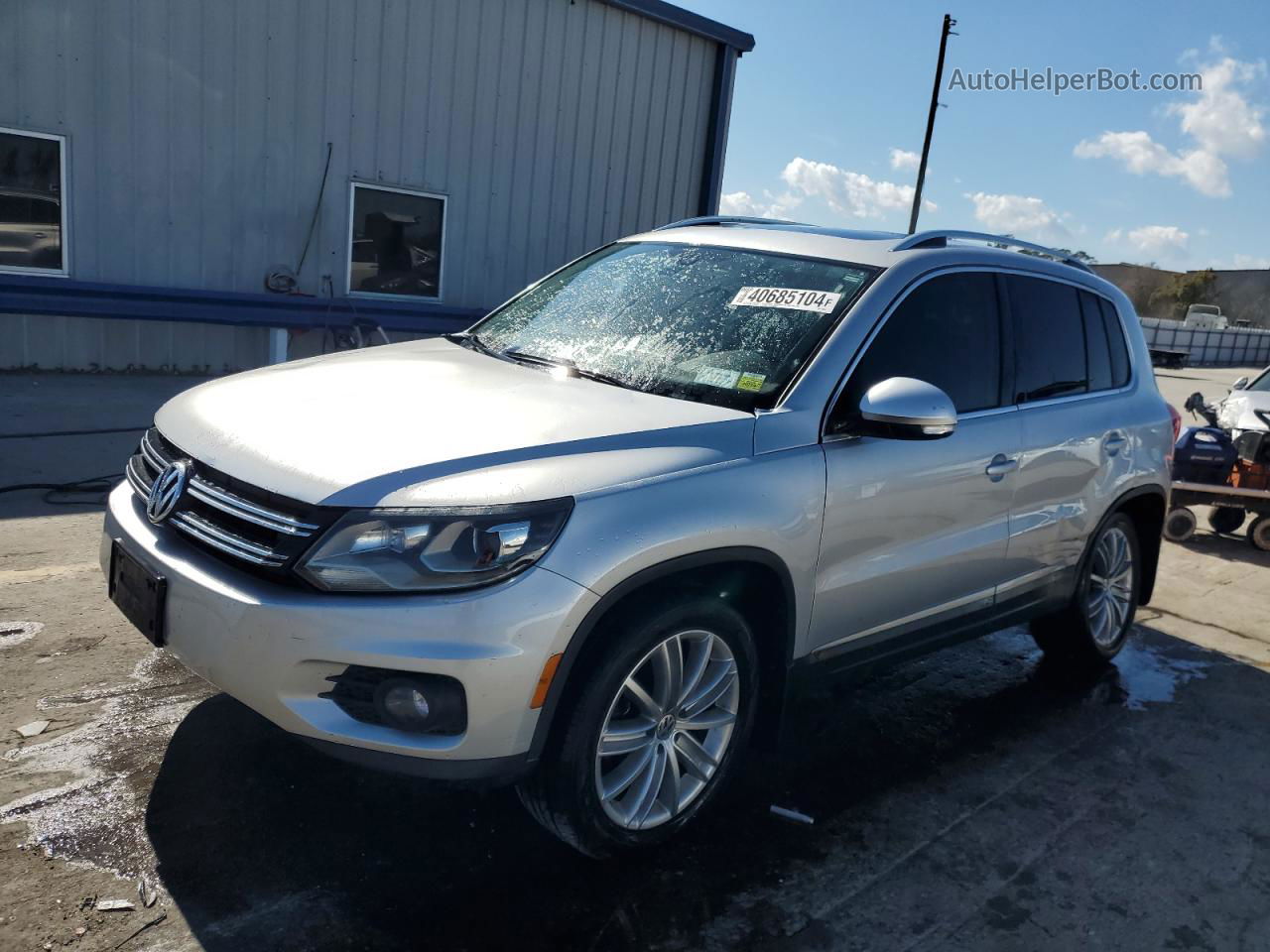 2016 Volkswagen Tiguan S Silver vin: WVGBV7AX2GW613383