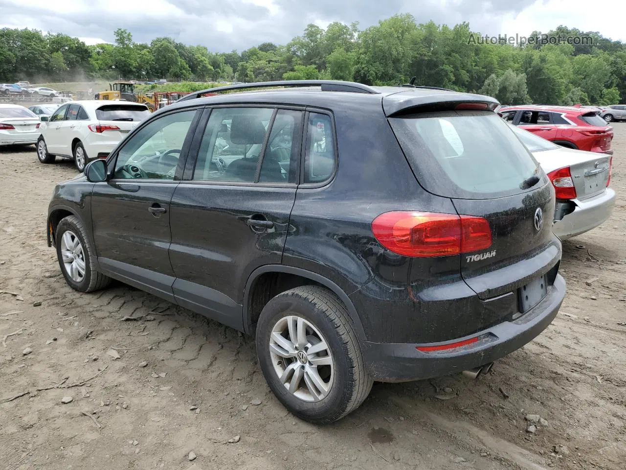 2016 Volkswagen Tiguan S Black vin: WVGBV7AX2GW617658