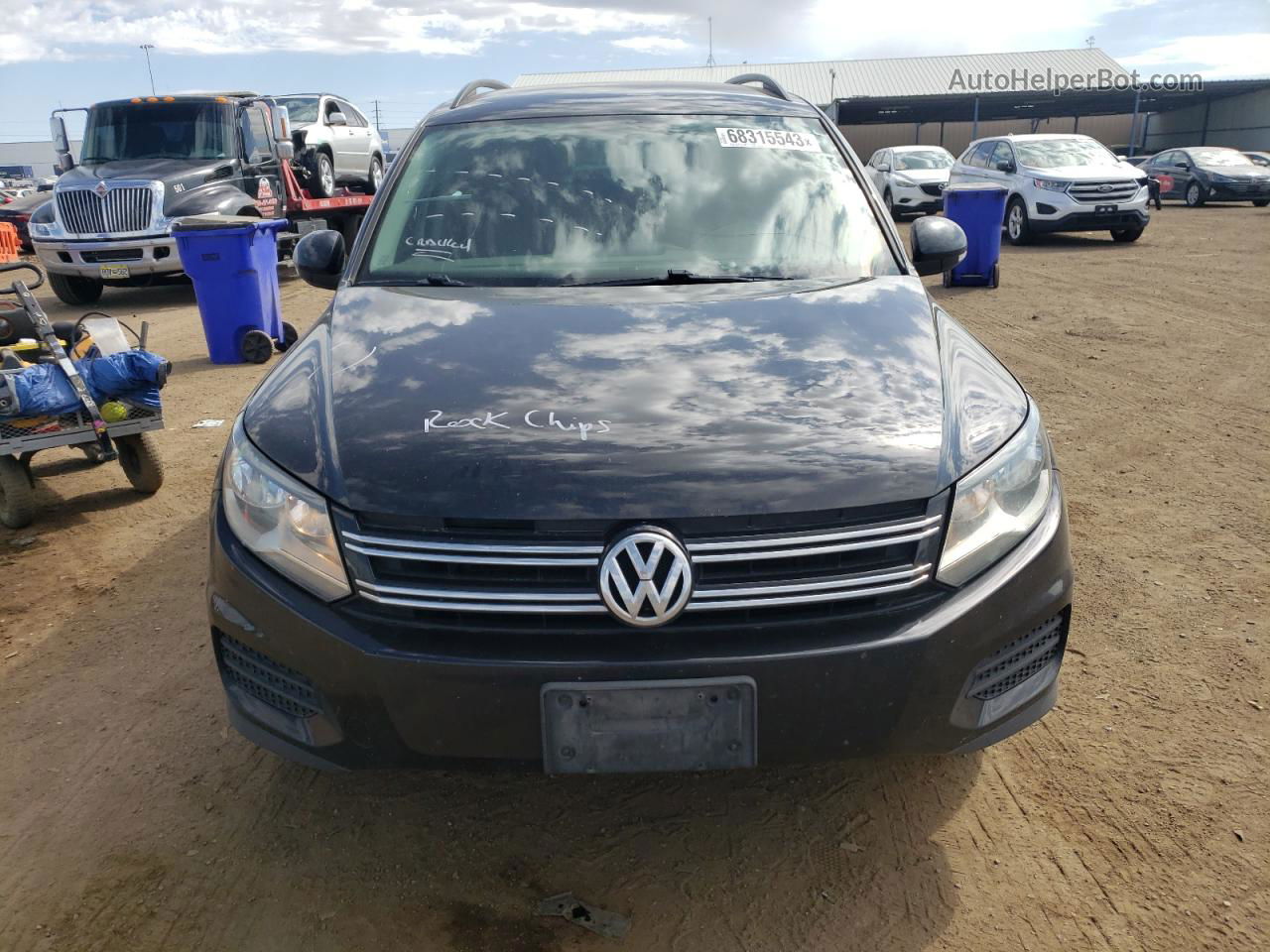 2017 Volkswagen Tiguan S Черный vin: WVGBV7AX2HK045354