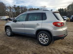 2010 Volkswagen Tiguan Se Silver vin: WVGBV7AX3AW000227