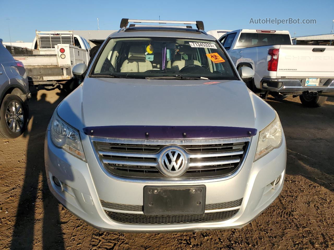 2010 Volkswagen Tiguan Se Silver vin: WVGBV7AX3AW536773