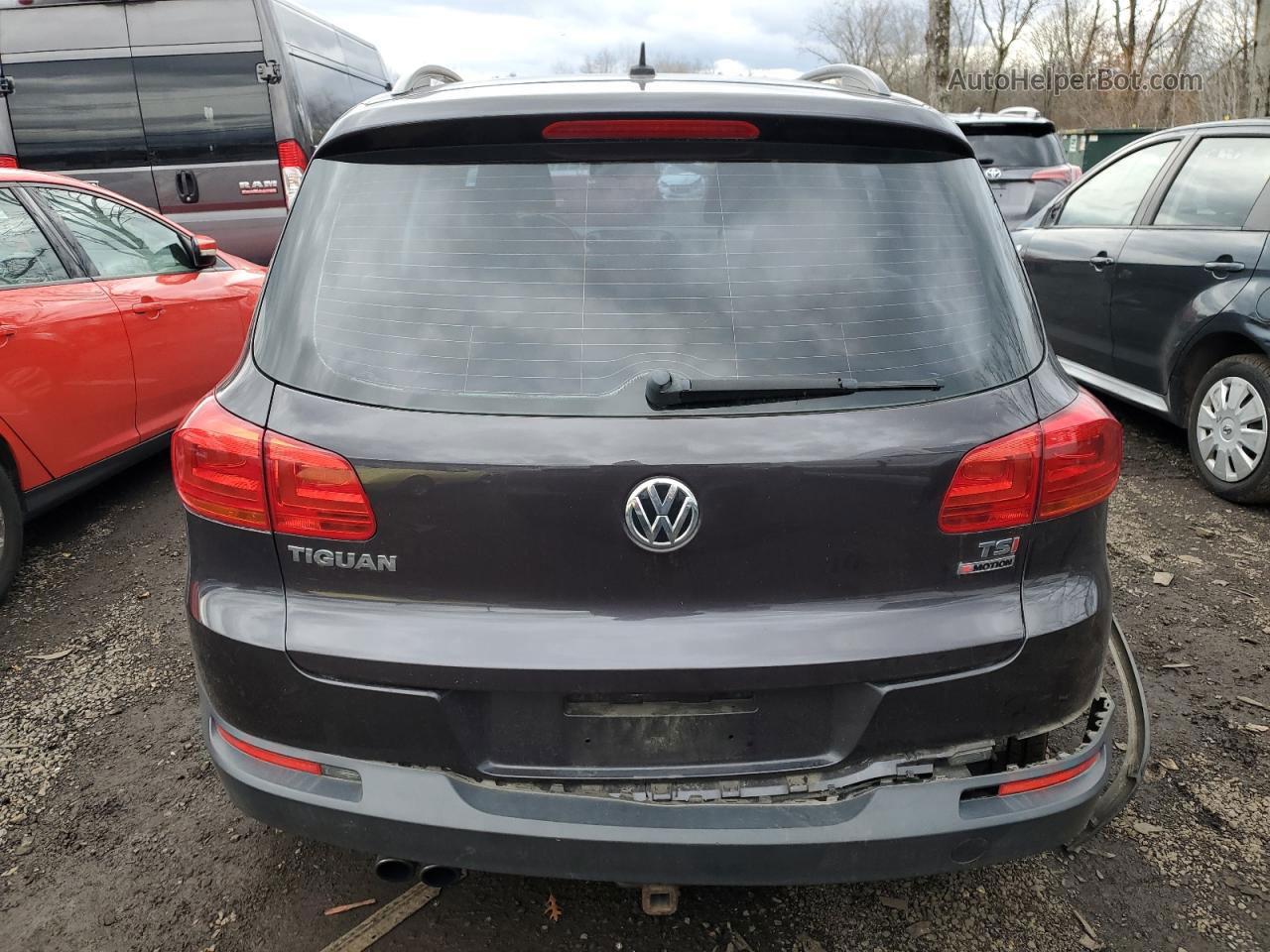 2016 Volkswagen Tiguan S Silver vin: WVGBV7AX3GW521957